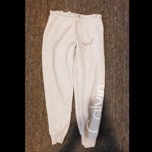 Calvin Klein joggers pay full price to get a PRIZE